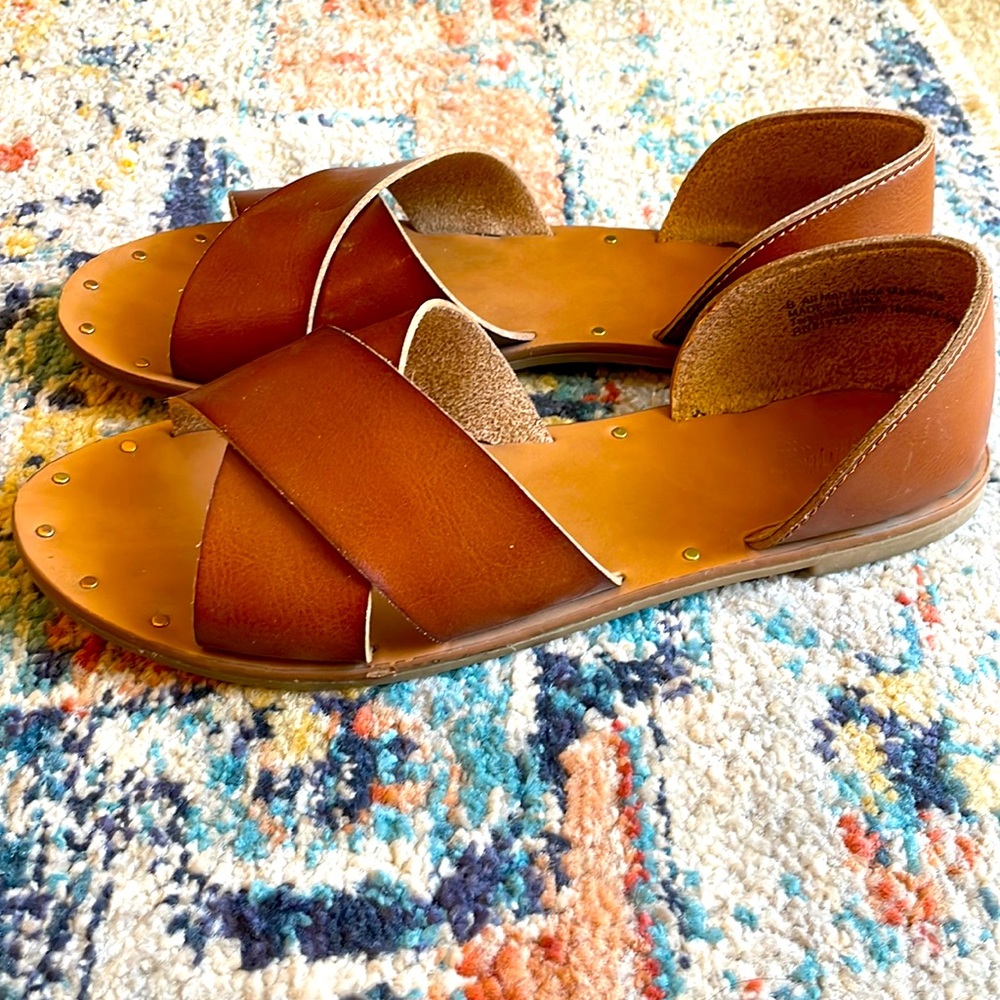 Brown Vegan leather sandals size 8